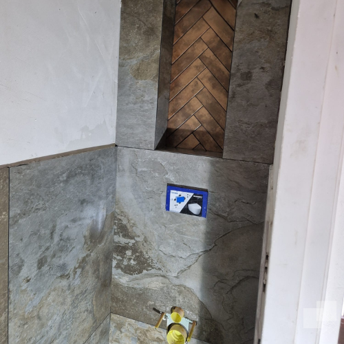 Rien Brekelmans Tegelwerken - toilet betegelen Vught (1)